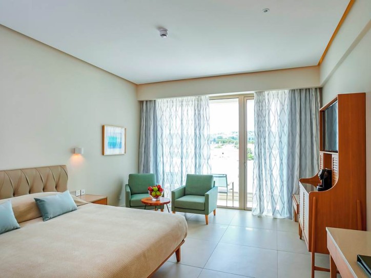 Accesible Adults Only Hotel Card image