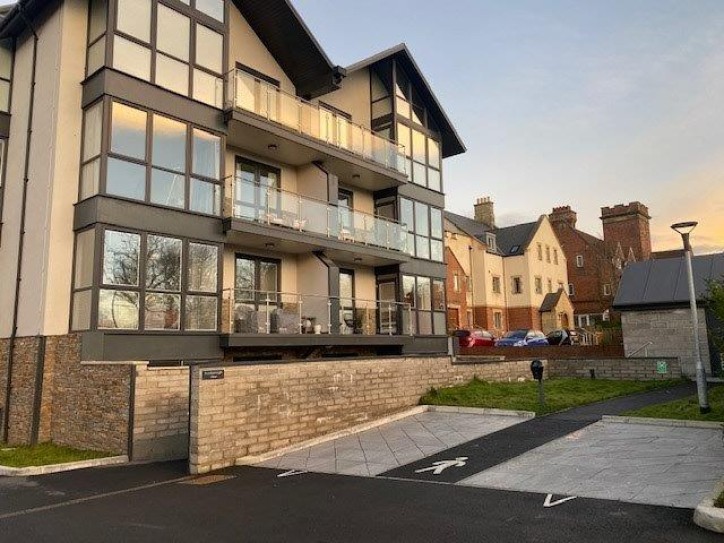 Scarborough apartment 1 Card image