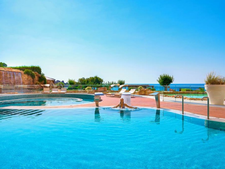 Luxury Resort & Spa Card image