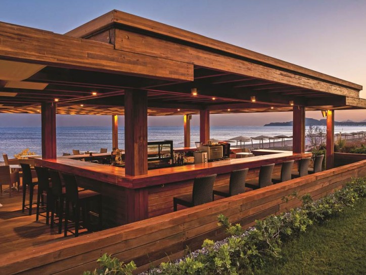 Luxury Resort & Spa Card image