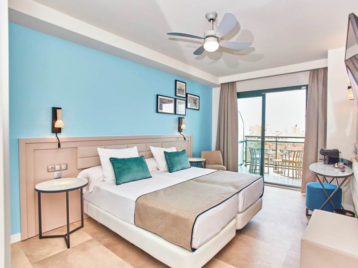 Accessible 4* Beach Hotel Card image