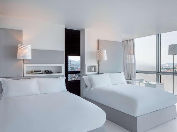 5* City Hotel Card image