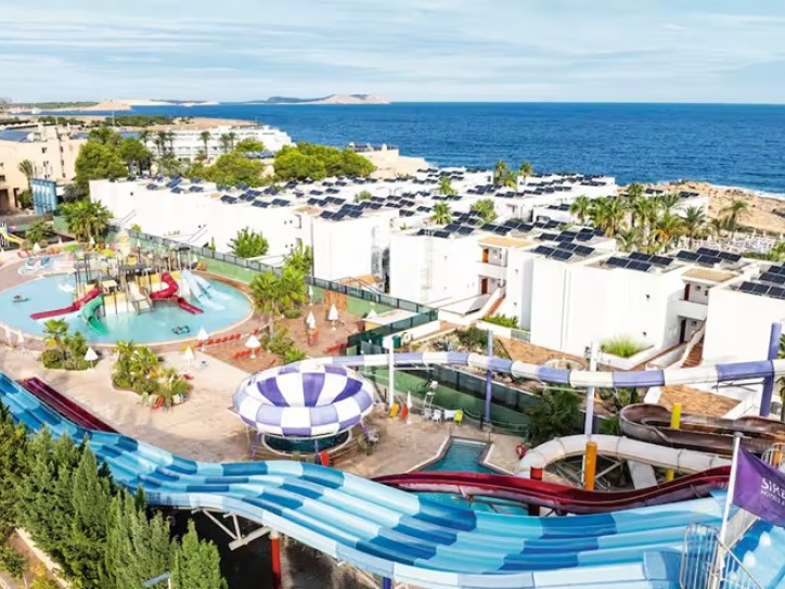 4* Beach Hotel Card image