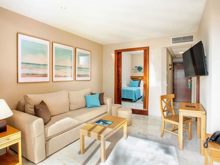 4* Beach Hotel Card image