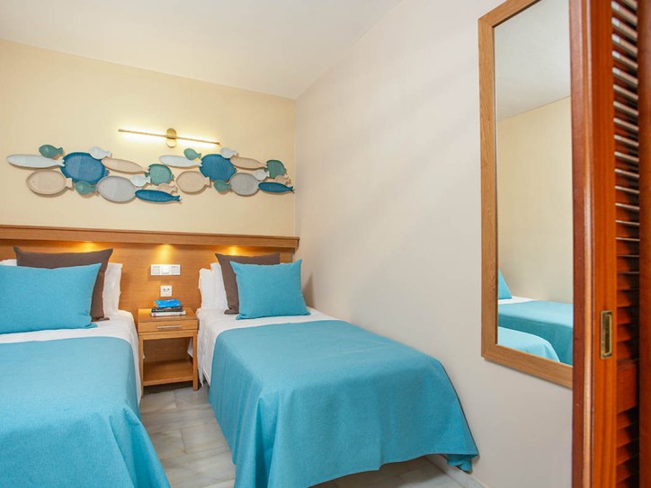 4* Beach Hotel Card image