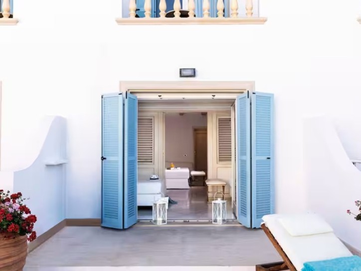 5* Luxury Accessible Hotel Card image