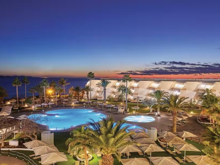Accessible Luxury Without Limits Card image
