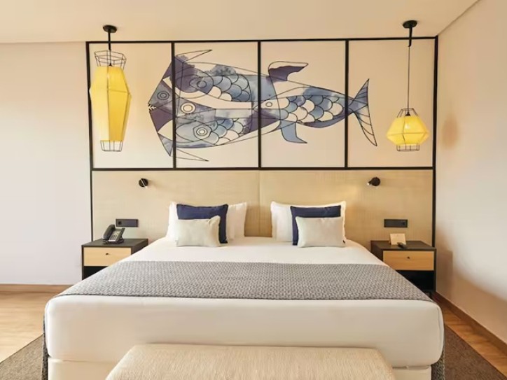 Accessible Luxury Without Limits Card image