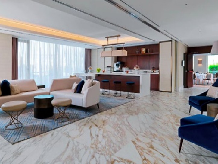 4* Plus accessible Hotel Card image