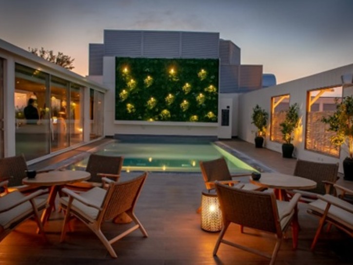 4* Plus accessible Hotel Card image