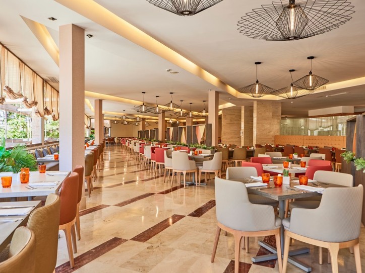 4* Beach Hotel Card image