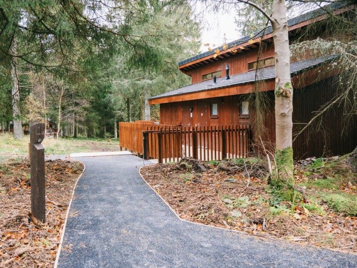 Accessible 3 Bed Lodge with Hot Tub Card image