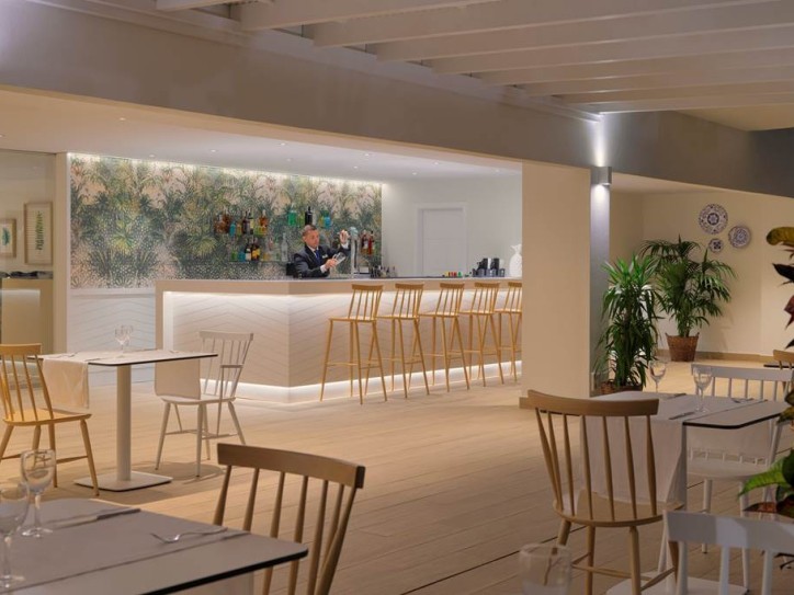 Accessible Ocean Hotel - Adults Only Card image